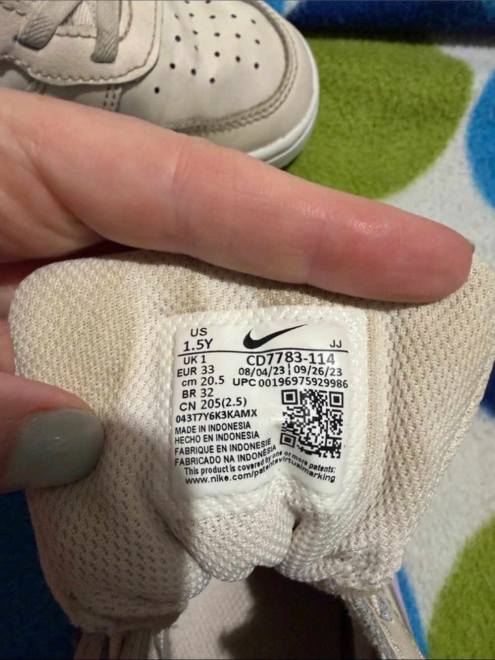 Nike Kids High-Top Sneakers Beige with Light Purple Swoosh